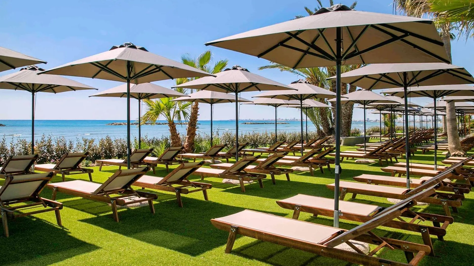 Mercure Larnaca Beach Resort 4*,  Cyprus