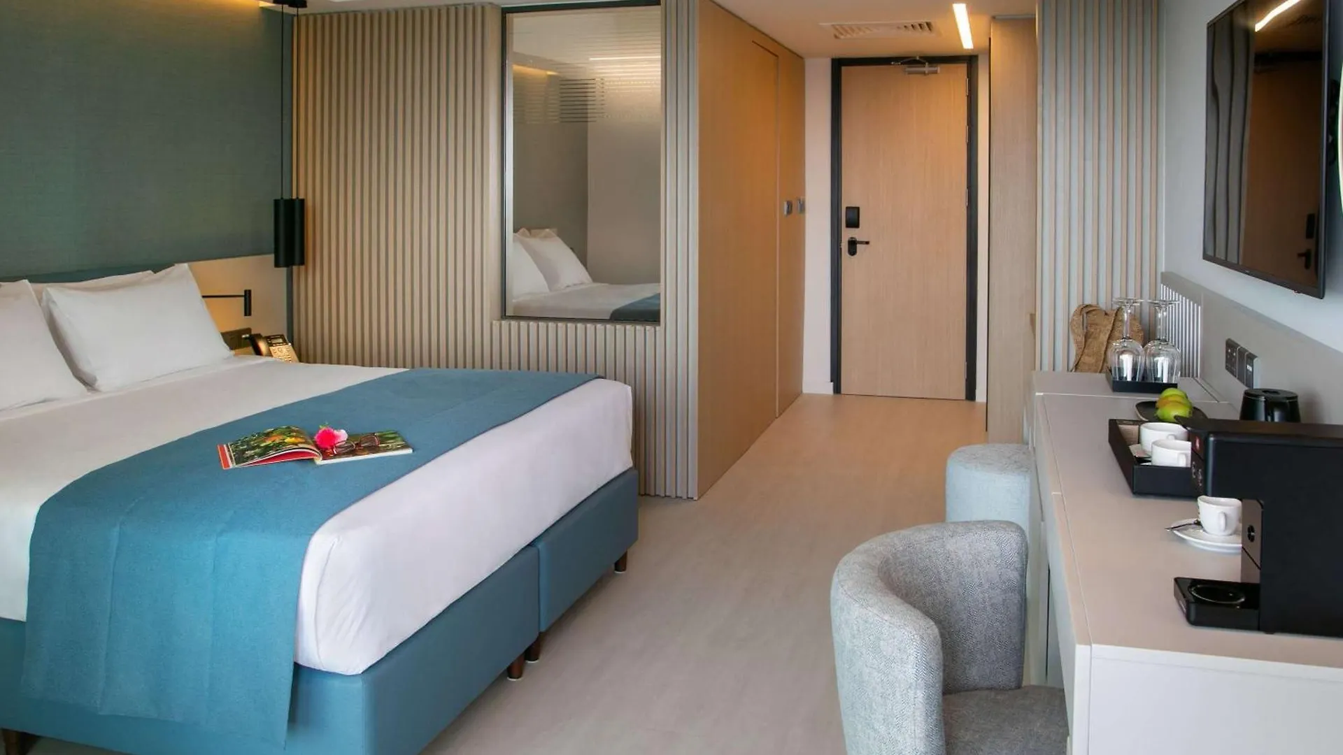 Mercure Larnaca Beach Resort 4*,  Cyprus